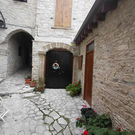 Stone Nest Apartman *